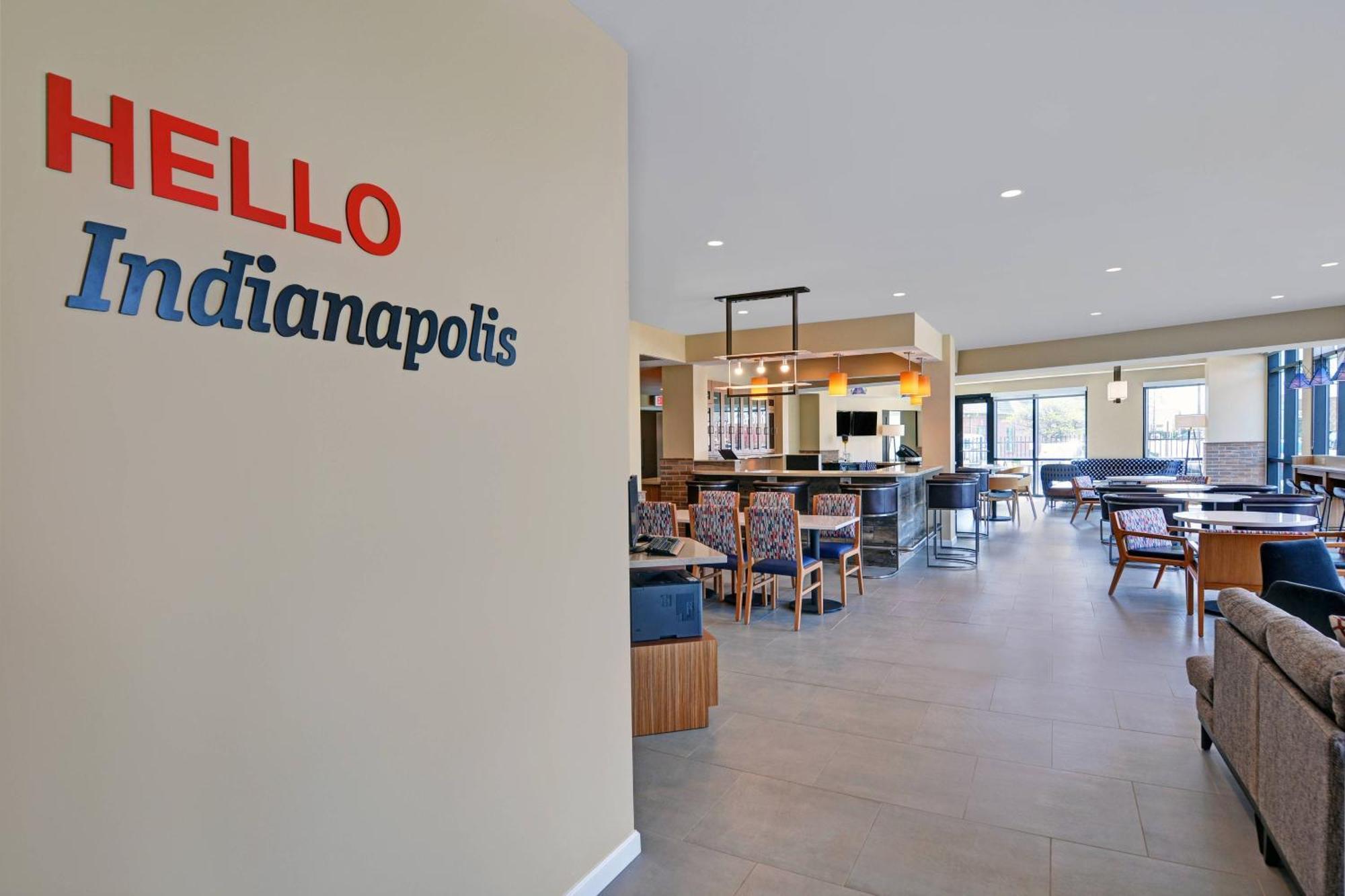 Towneplace Suites By Marriott Indianapolis Downtown Екстер'єр фото